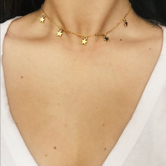 Jewelry - gold star choker